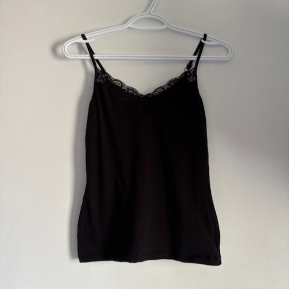 7 t-shirts - 5 adjustable straps. , blue, green, black lacy, brown, lime green. - Picture 5 of 6